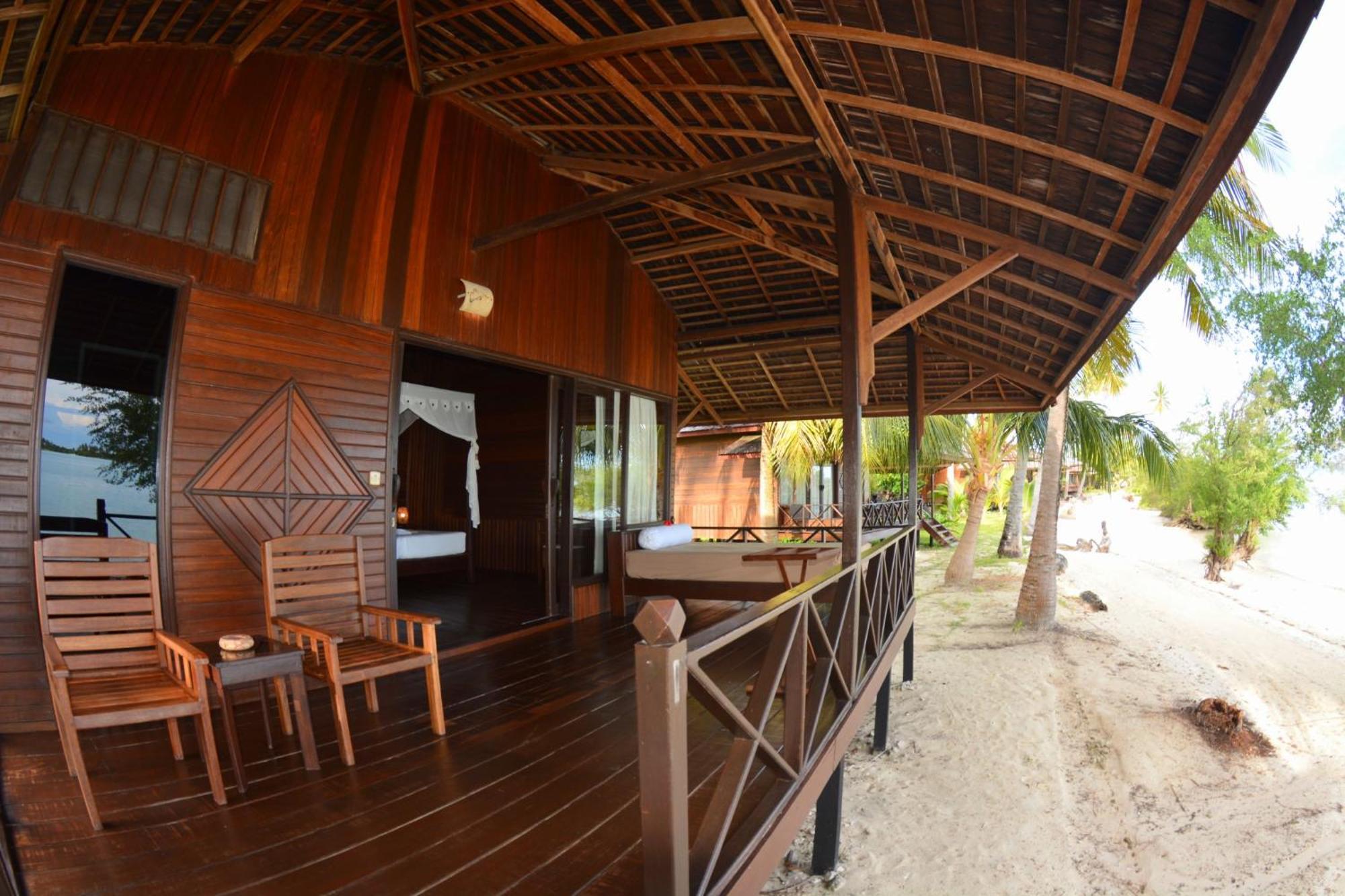 Nunukan Island Resort Maratua Island 外观 照片