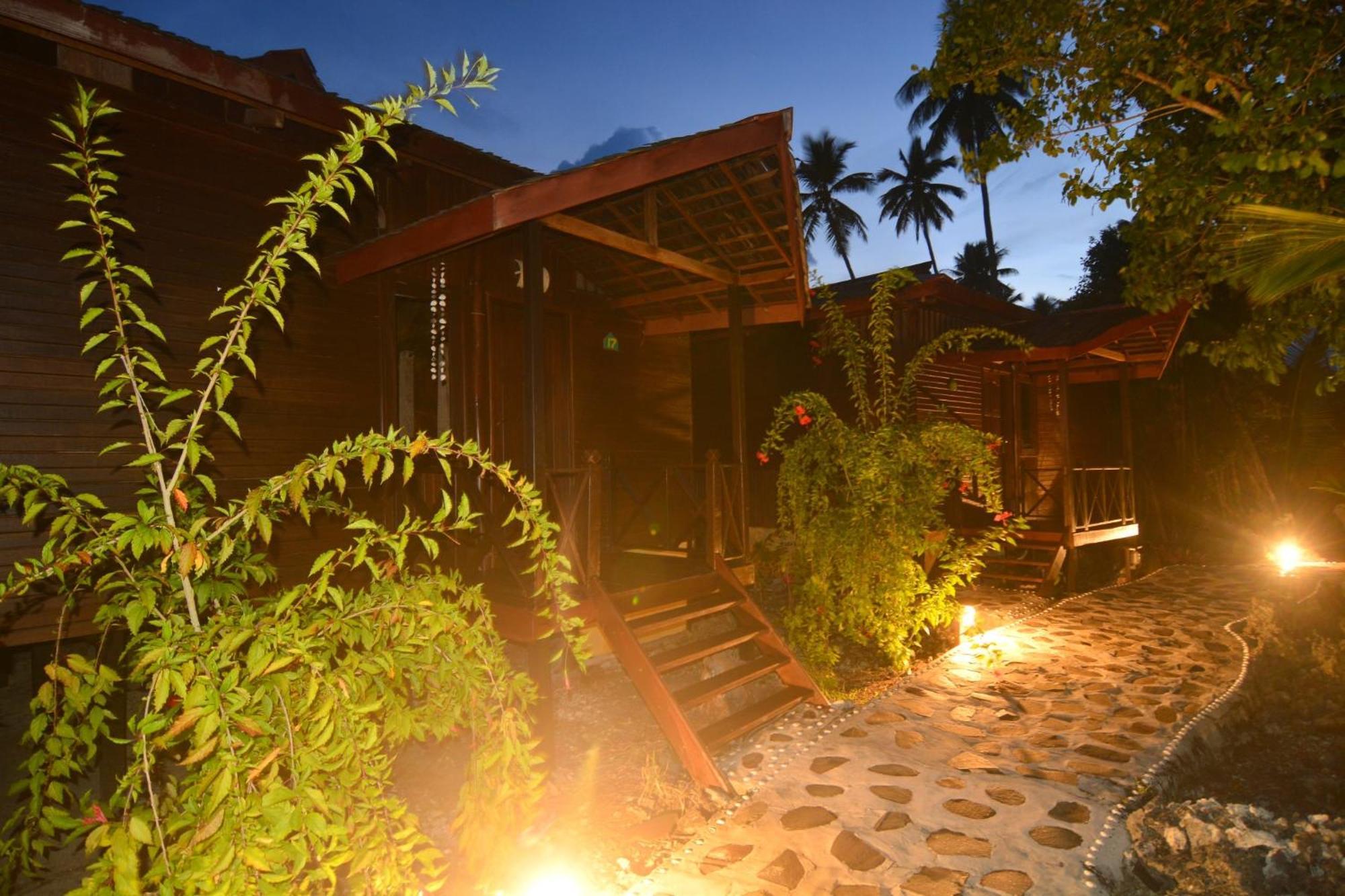 Nunukan Island Resort Maratua Island 外观 照片